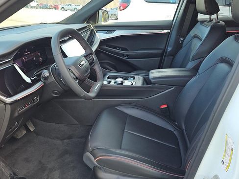 Used 2024 Jeep Wagoneer Launch Edition image 7