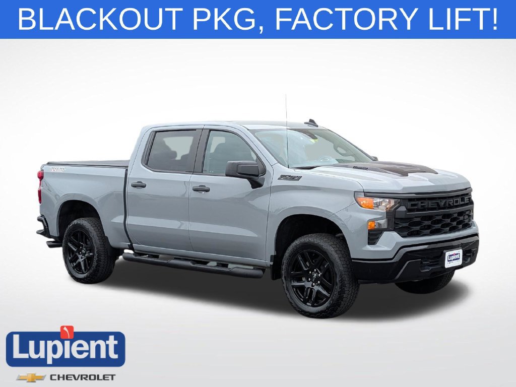 Used 2025 Chevrolet Silverado 1500 Custom Trail Boss w/ Turbomax Blackout Package AWD/4WD 360° Tour
