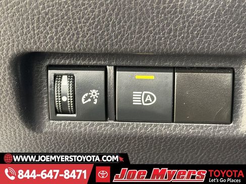 Used 2025 Toyota RAV4 LE image 24