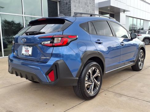Certified 2025 Subaru Crosstrek 2.0i Premium image 24