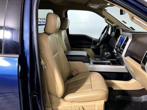 Used 2019 Ford F150 Lariat w/ Equipment Group 501A Mid image 6