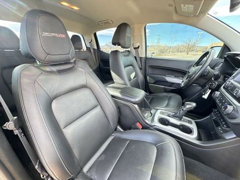 Used 2022 Chevrolet Colorado ZR2 w/ ZR2 Midnight Special Edition image 23