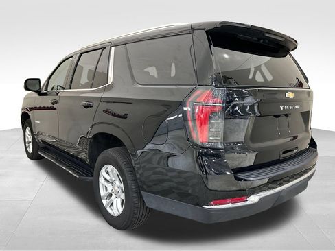 Used 2025 Chevrolet Tahoe LT AWD/4WD image 3
