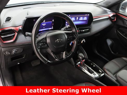 Used 2024 Chevrolet TrailBlazer RS image 13