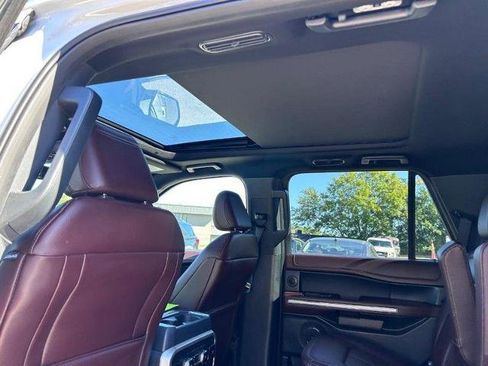 Certified 2024 Ford Expedition Limited image 12