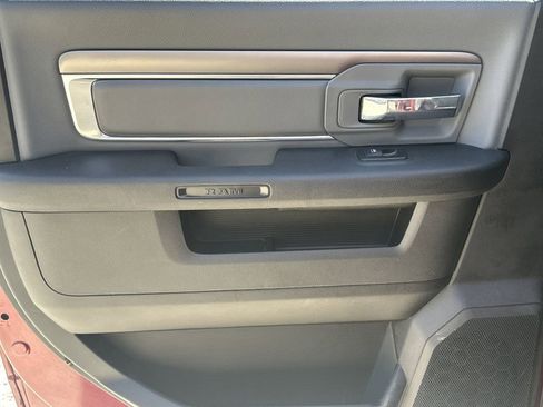 Used 2022 RAM 1500 Classic SLT image 22