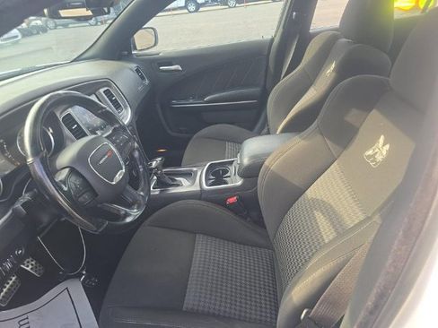 Used 2019 Dodge Charger Scat Pack RWD image 11