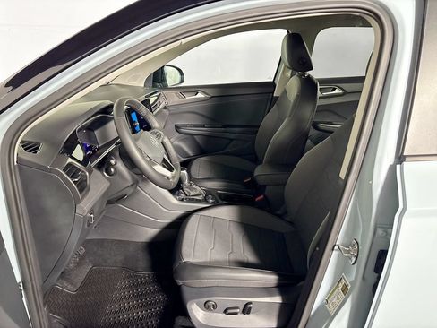 New 2026 Volkswagen Taos SE AWD/4WD image 11