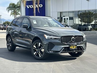 New 2026 Volvo XC60 B5 Core w/ Climate Package
