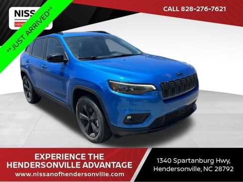 Used 2023 Jeep Cherokee Altitude Lux w/ Lux Elite Package AWD/4WD image 1