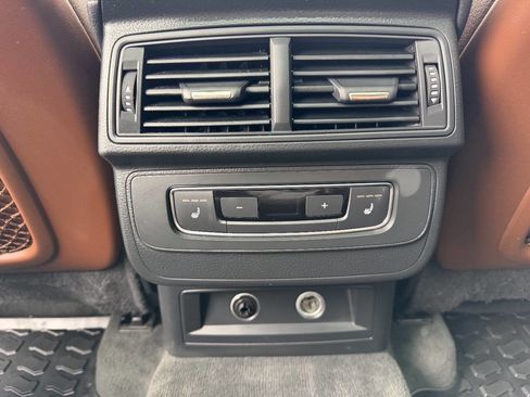 Used 2019 Audi Q7 3.0T Premium Plus w/ Premium Plus Package image 28