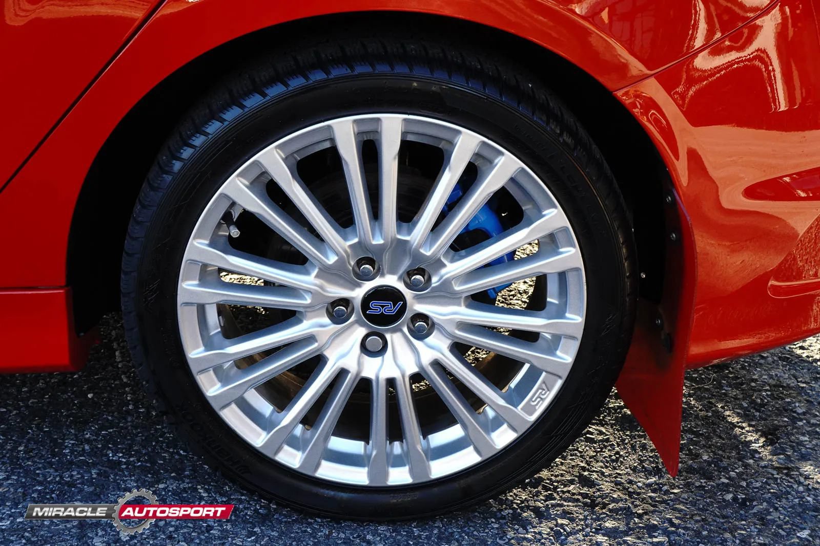 Used 2018 Ford Focus RS AWD/4WD image 12