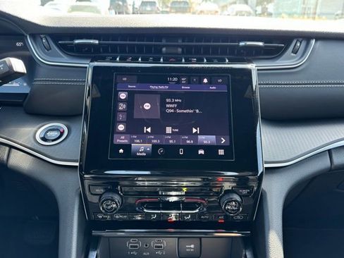 New 2026 Jeep Grand Cherokee Laredo AWD/4WD image 16