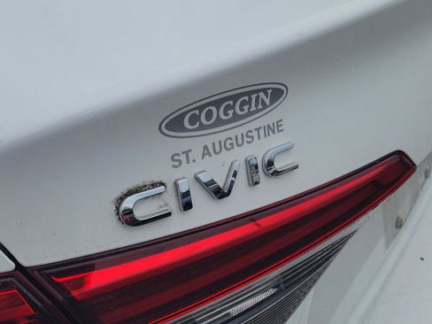 Used 2023 Honda Civic Sport image 7