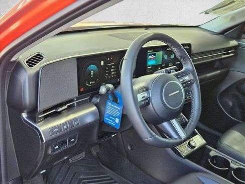 New 2026 Hyundai Kona Limited FWD image 3