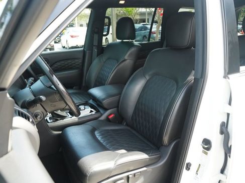 Used 2024 INFINITI QX80 Sensory AWD/4WD image 15