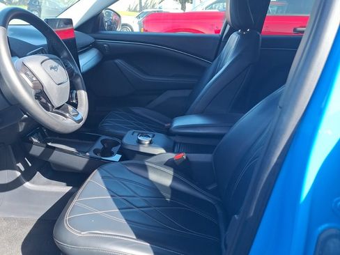 Used 2023 Ford Mustang Mach-E Select RWD image 9