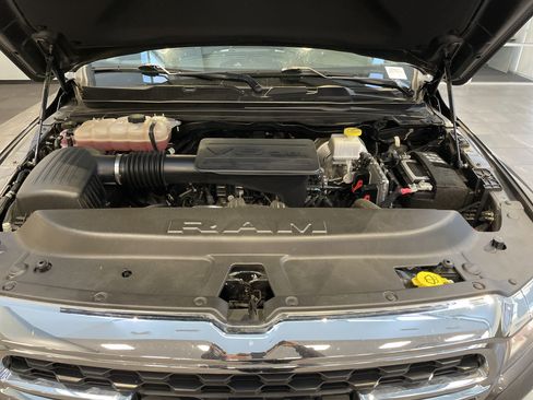Used 2022 RAM 1500 Big Horn AWD/4WD image 34