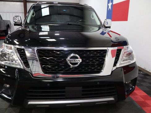Used 2020 Nissan Armada Platinum w/ Captain's Chairs Package RWD image 17