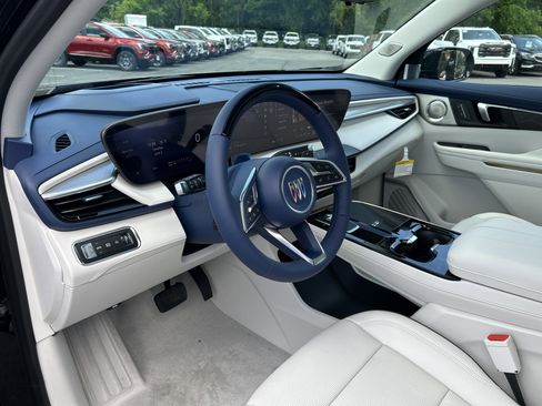 New 2026 Buick Enclave Avenir w/ Super Cruise Package FWD image 18