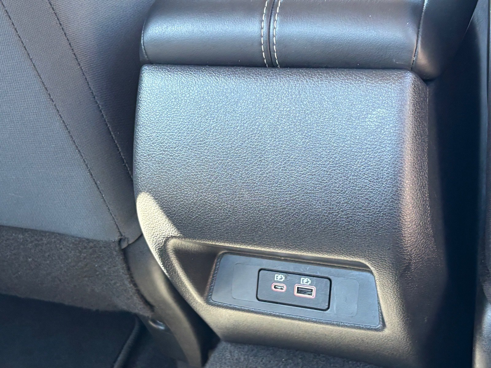 Used 2025 Nissan Altima 2.5 SV FWD image 29