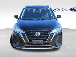 Used 2022 Nissan Kicks SV video 2