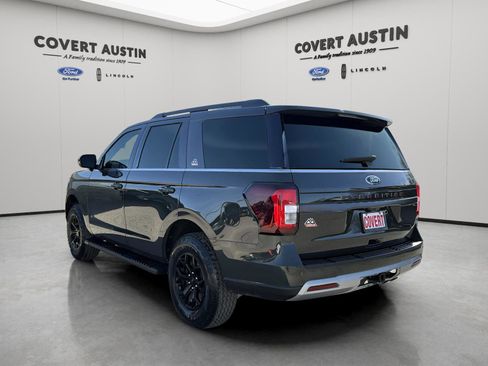 Used 2022 Ford Expedition Timberline image 3