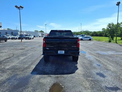 Used 2025 Chevrolet Silverado 1500 ZR2 w/ Technology Package AWD/4WD image 9
