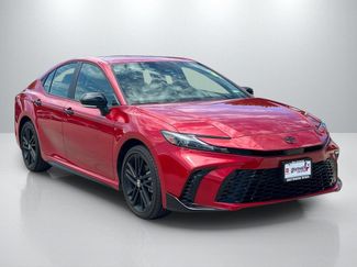 Used 2026 Toyota Camry Hybrid w/ Multimedia Upgrade Package AWD/4WD video 3