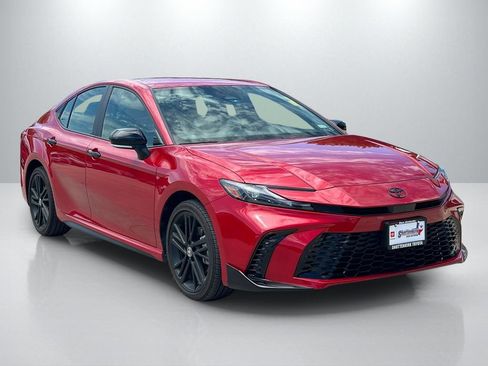 Used 2026 Toyota Camry Hybrid w/ Multimedia Upgrade Package AWD/4WD image 3