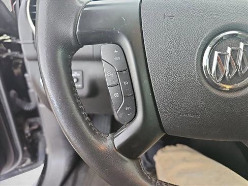 Used 2016 Buick Enclave Leather FWD image 18