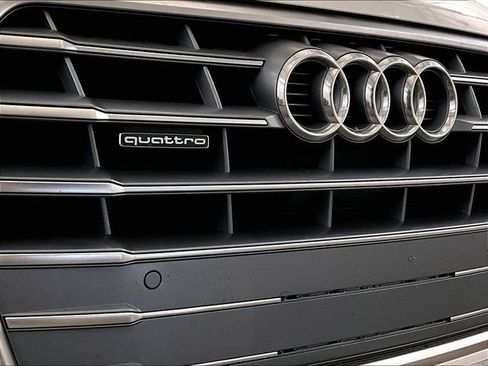 Used 2019 Audi Q5 2.0T Premium Plus w/ Premium Plus Package AWD/4WD image 30