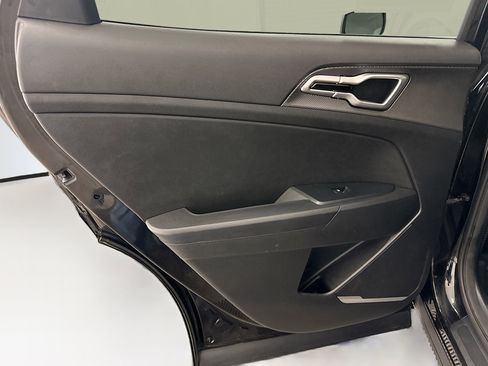 Used 2024 Kia Sportage LX image 26