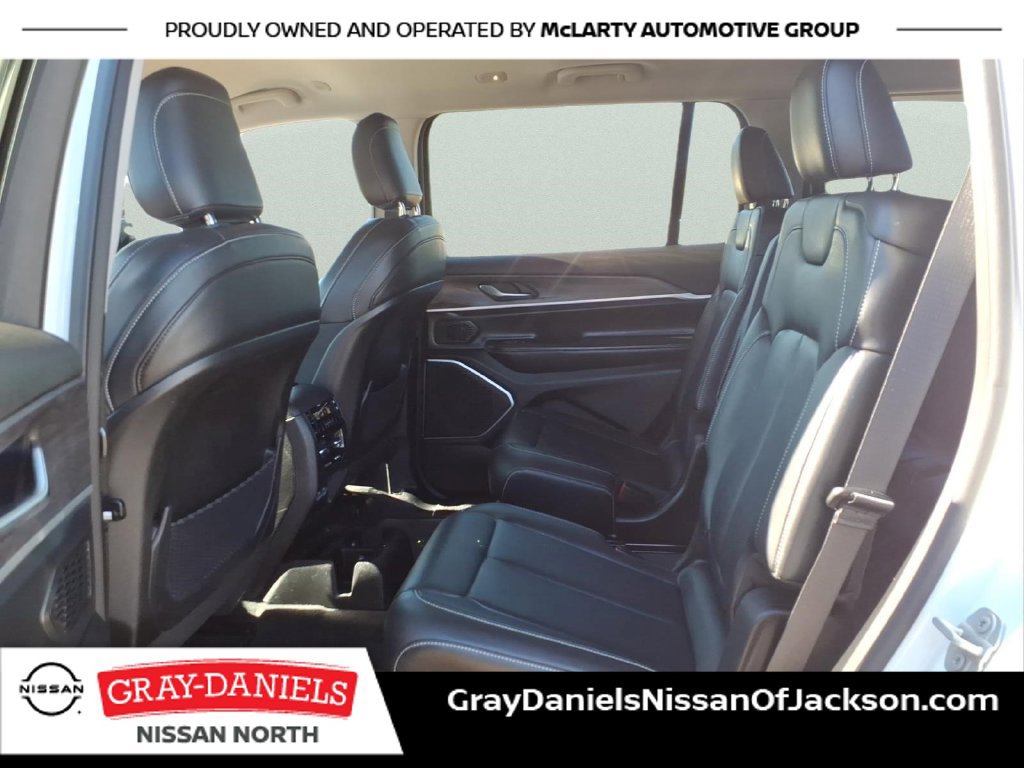 Used 2021 Jeep Grand Cherokee L Limited RWD image 25