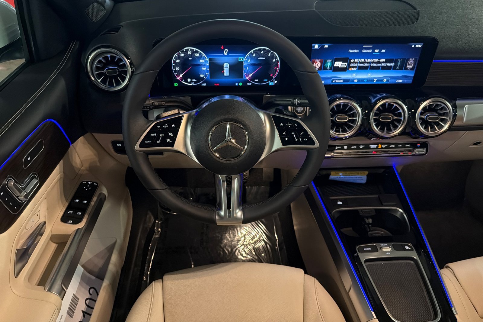 New 2026 Mercedes-Benz GLB 250 image 13