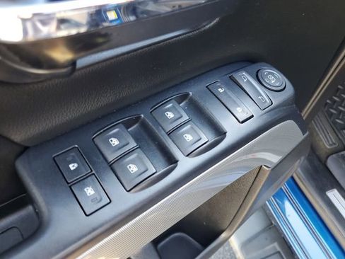 Used 2018 Chevrolet Silverado 1500 LT w/ All Star Edition image 21