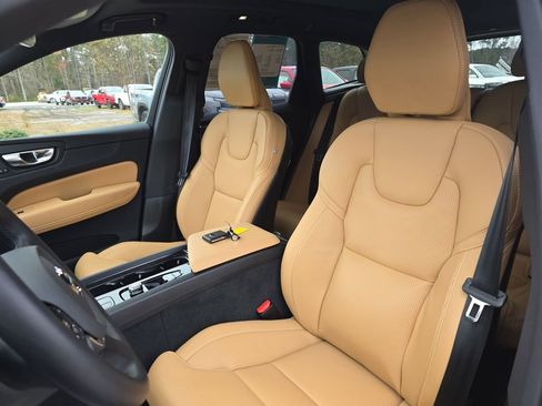 Used 2025 Volvo XC60 B5 Ultra w/ Protection Package Premier image 20