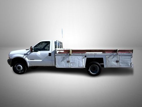 Used 2004 Ford F550 4x4 Regular Cab Super Duty image 8