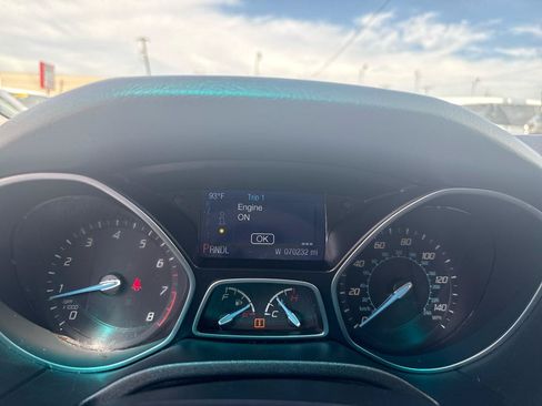 Used 2014 Ford Focus SE FWD image 18