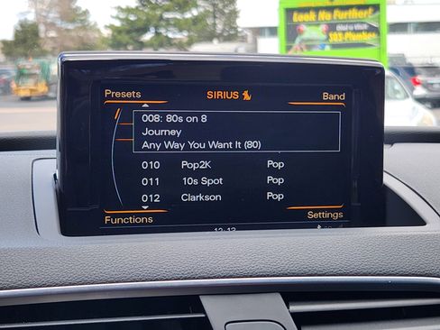 Used 2018 Audi Q3 2.0T Premium Plus w/ S Line Competition Package image 27