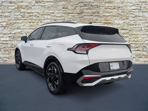 Certified 2025 Kia Sportage SX FWD image 4