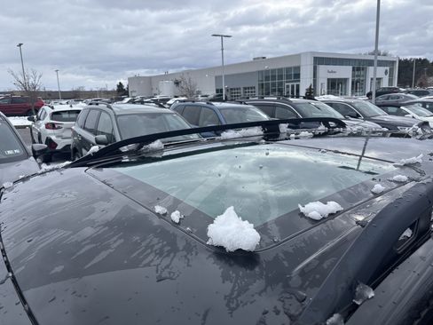 Used 2022 Subaru Forester Limited image 15