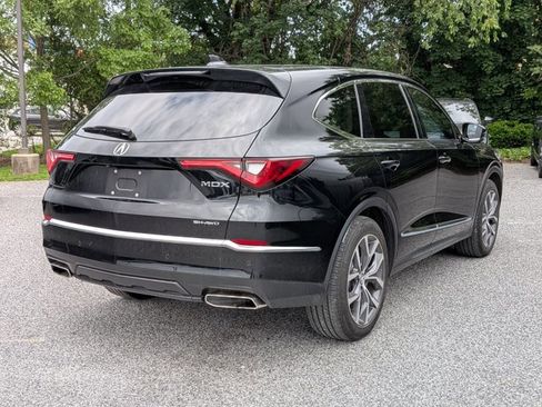 Used 2023 Acura MDX SH-AWD w/ Technology Package image 4