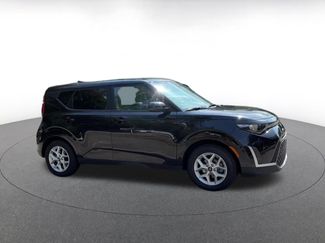 Used 2025 Kia Soul LX w/ LX Technology Package FWD video 2