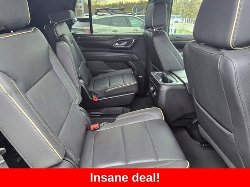 Used 2024 Chevrolet Tahoe Premier AWD/4WD image 12