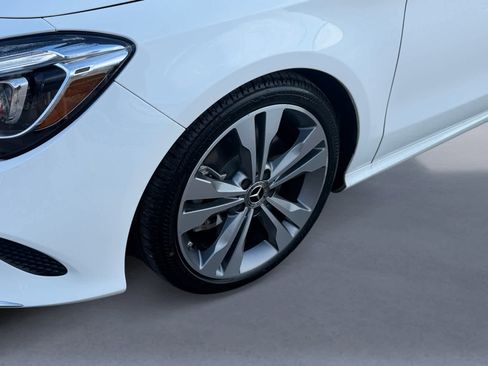 Used 2019 Mercedes-Benz CLA 250 image 9