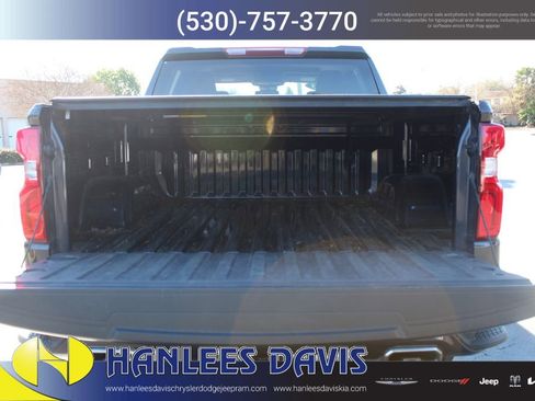 Used 2023 Chevrolet Silverado 1500 RST w/ Z71 Off-Road Package image 10
