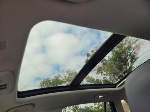 Used 2020 Buick Envision Essence image 7