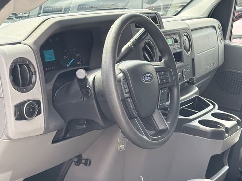 Used 2024 Ford E-350 and Econoline 350 Super Duty w/ Power Windows & Locks Group image 15