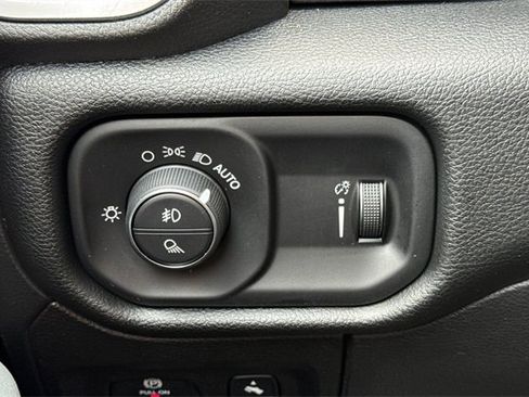 Used 2022 RAM 1500 Big Horn image 41